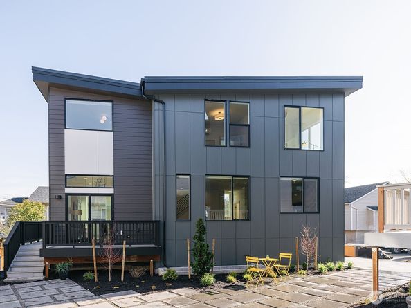 3007 S Dakota Street, Seattle WA 98108