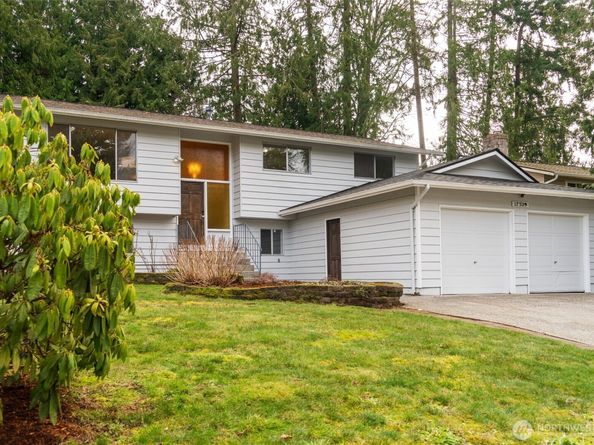 17529 Brook Boulevard, Bothell WA 98012