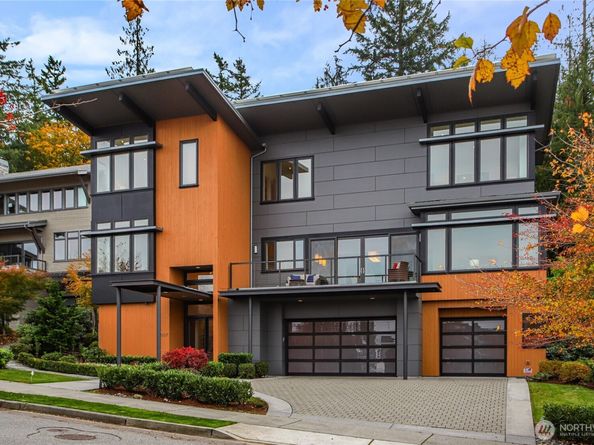 3037 NE Harrison Drive, Issaquah WA 98029