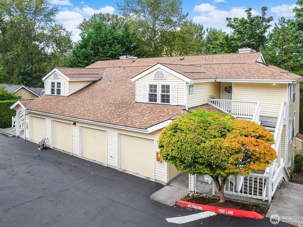 2720 SE 118th Avenue 302, Bellevue WA 98005