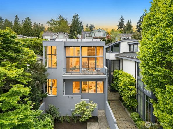 1419 McGilvra Boulevard E, Seattle WA 98112