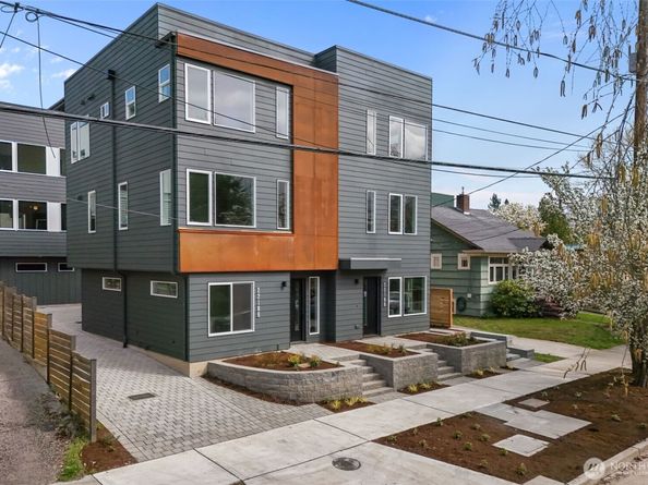 2220 A NW 62nd Street, Seattle WA 98107