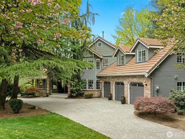 14124 229th Drive SE, Issaquah WA 98027