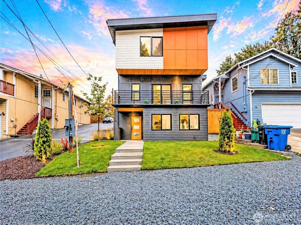6025 47th Avenue S A, Seattle WA 98118