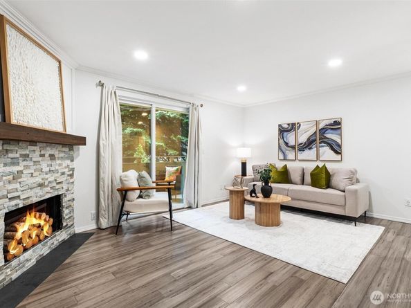 12009 100th Avenue NE 2, Kirkland WA 98034