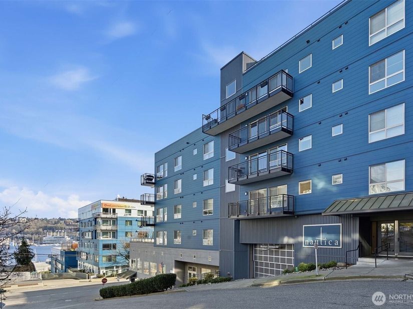 701 Galer St 609, Seattle WA 98109