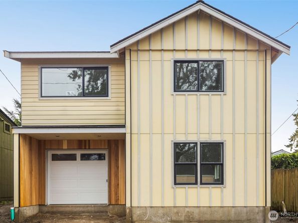8109 34th Avenue SW B, Seattle WA 98126