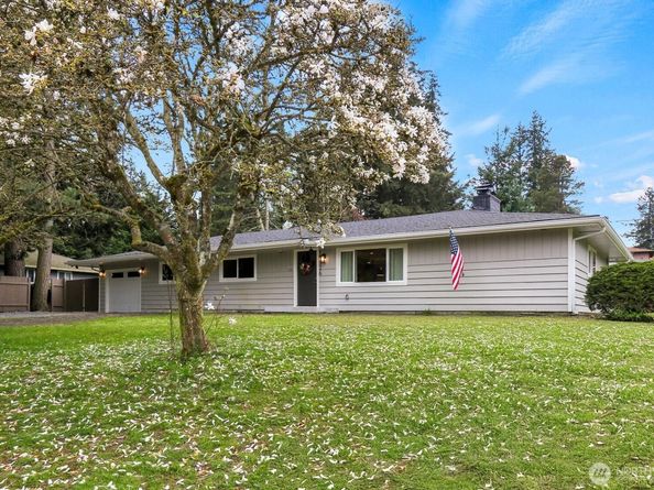 19326 66th Avenue W, Lynnwood WA 98036