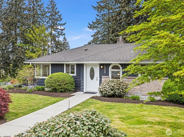 16358 Ashworth Avenue N, Shoreline WA 98133