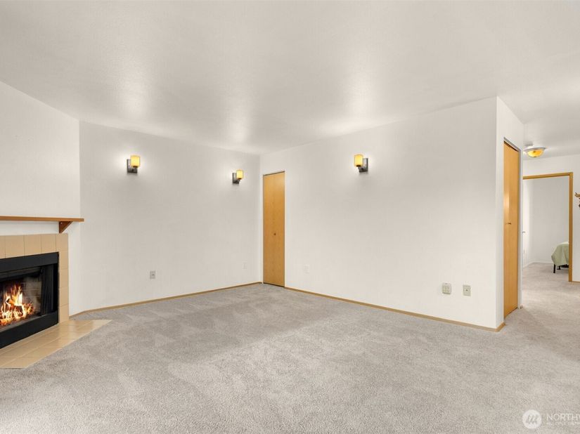 18200 73rd Avenue NE B103, Kenmore WA 98028
