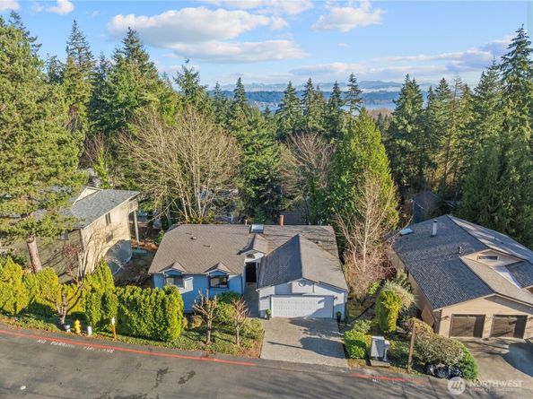 3412 161st Place SE 66, Bellevue WA 98008