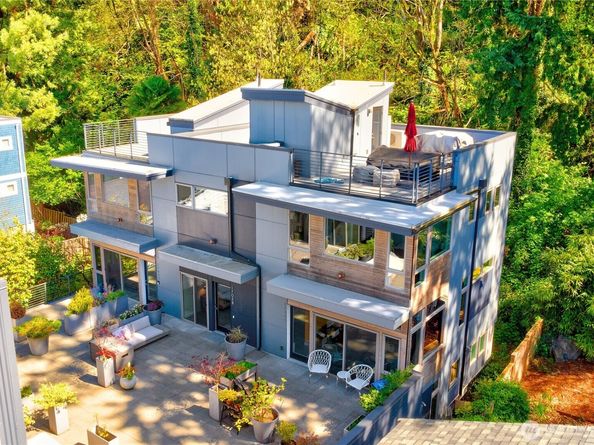 1708 Alki Avenue SW B, Seattle WA 98116