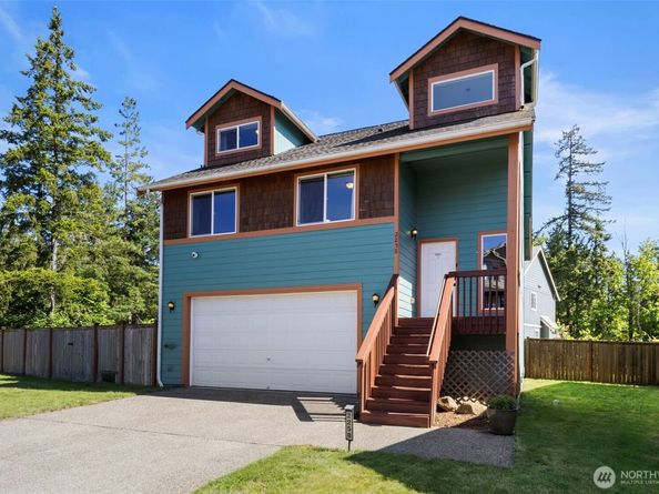 2258 SE Upchurch Way, Port Orchard WA 98366