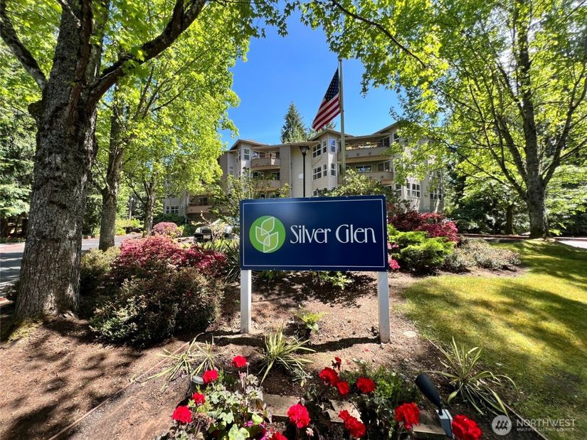1684 152nd Avenue NE W211, Bellevue WA 98007