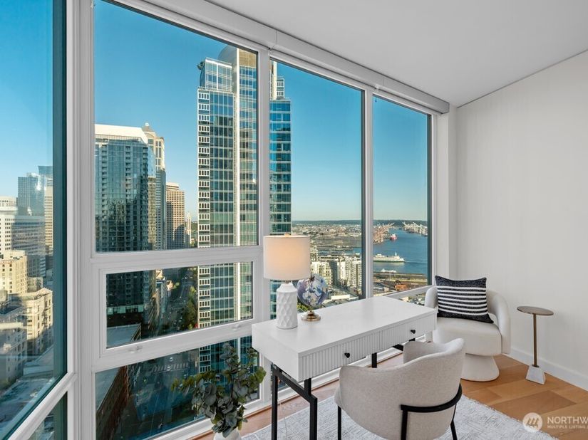 121 Stewart Street 2202, Seattle WA 98101