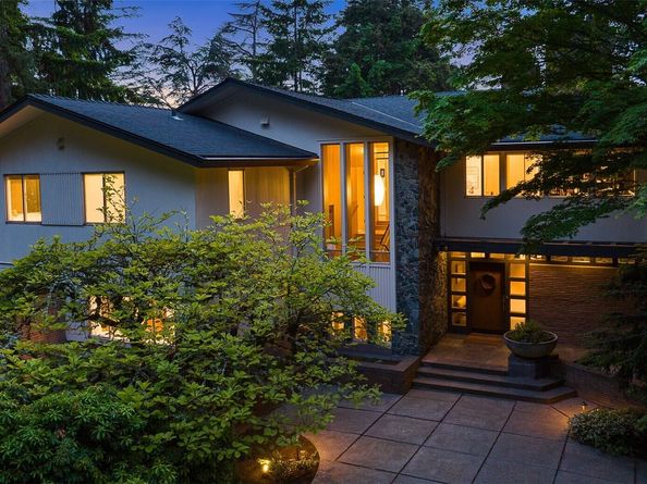 2700 SW 156th Street, Burien WA 98166