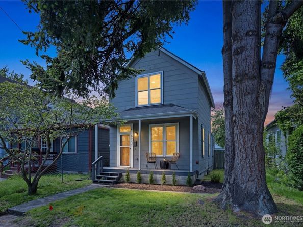 6211 Carleton Avenue S, Seattle WA 98108