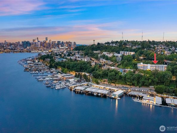 2565 Dexter Avenue N 303, Seattle WA 98109