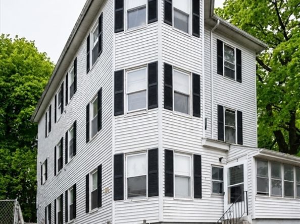 2 E Kendall St, Worcester MA 01605
