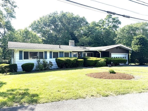 16 Buckingham Rd, Norwood MA 02062
