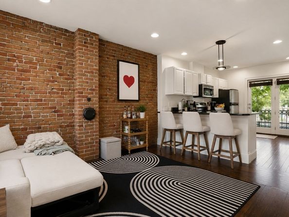 169 K St 1, Boston MA 02127