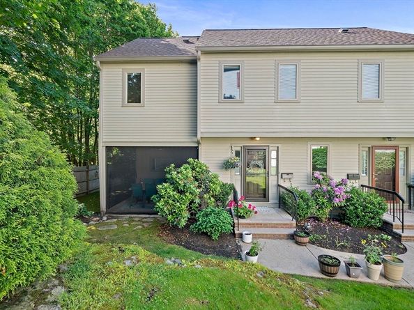 36 Maple St 36, Canton MA 02021