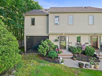 36 Maple St