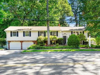 12 Catherine Dr
