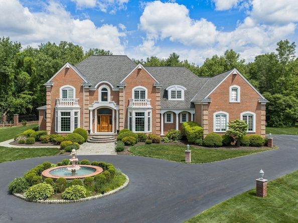 15 Brown, Weston MA 02493