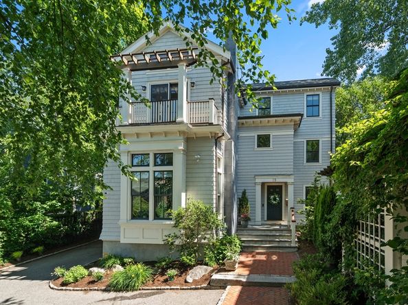19 Saville Street, Cambridge MA 02138