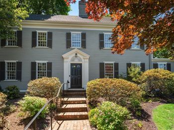 25 Chestnut Hill Rd