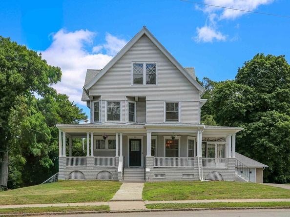 911 Pleasant St, Worcester MA 01602