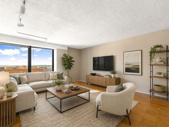65 E India Row 15C, Boston MA 02110