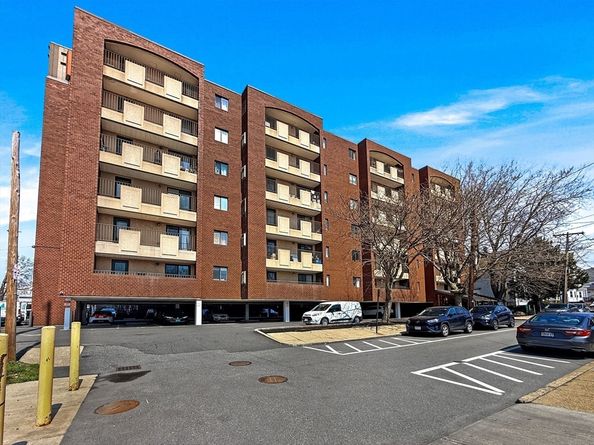 39 Parlin St 304, Everett MA 02149