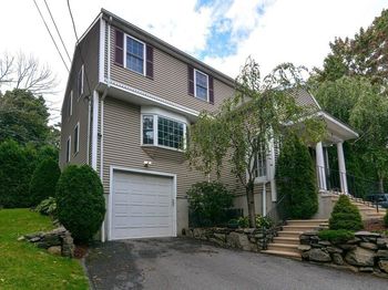 9-A Ansonia Rd