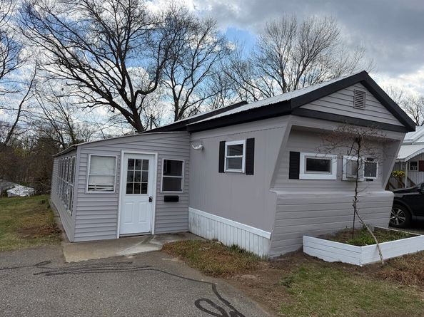 181 Boston Post Road E 26, Marlborough MA 01752