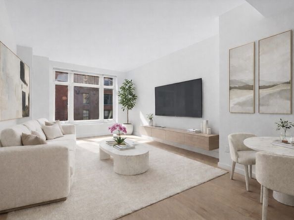100 Lovejoy Wharf 7N, Boston MA 02114