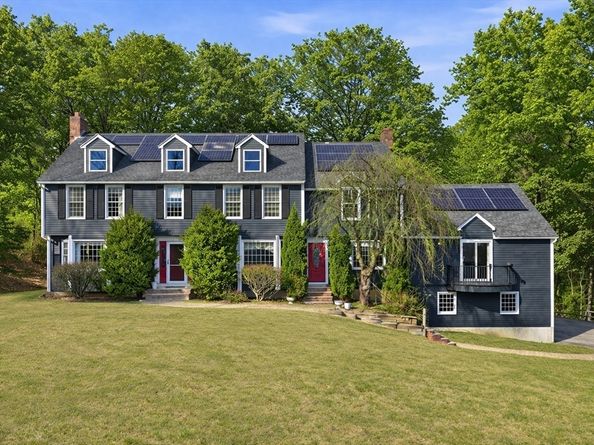 90 Blue Ridge Rd, North Andover MA 01845