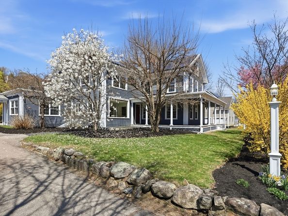 33 Blake Circle, Marlborough MA 01752