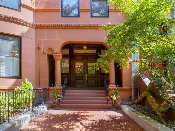 290 Commonwealth Ave 11, Boston MA 02115