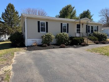 4 Green Holly Drive