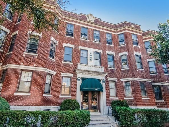1564 Commonwealth Ave 5, Boston MA 02135