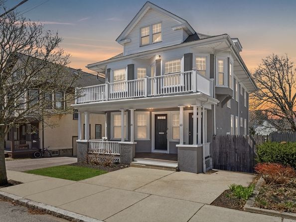 65 Hillsdale Rd U1, Medford MA 02155