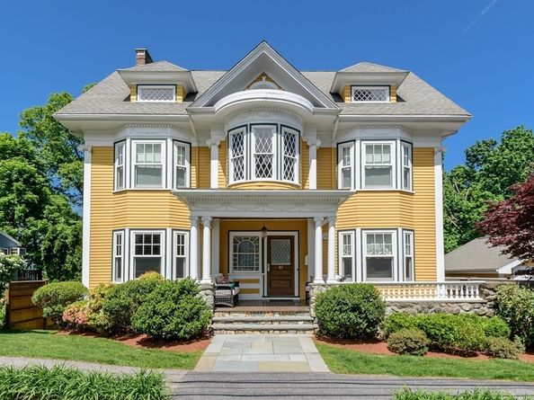 57 Waban Hill Rd N, Newton MA 02467