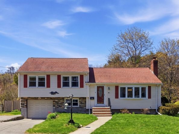 5 Manning Rd, Dedham MA 02026