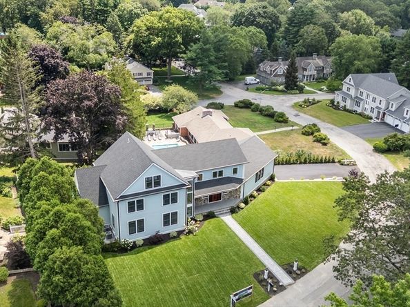 55 Crestview Rd, Belmont MA 02478