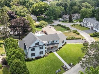55 Crestview Rd