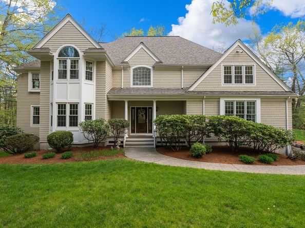 11 Pettees Pond Lane, Westwood MA 02090