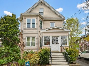 30 Cushing St