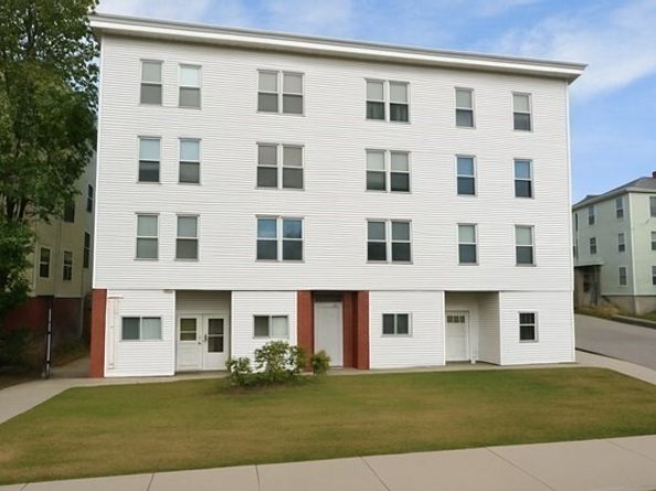 605 Millbury St, Worcester MA 01604